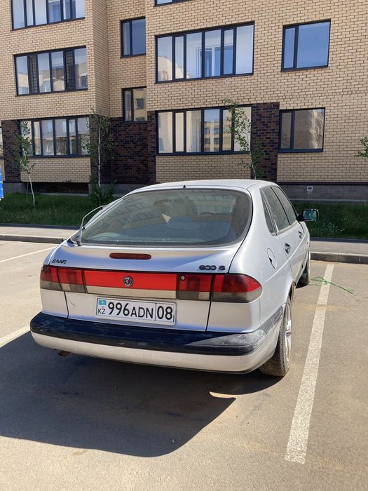 Машина SAAB900…..