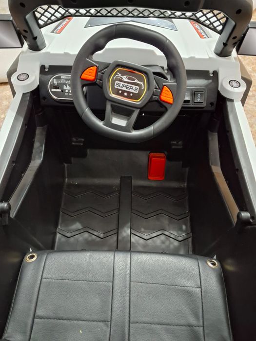 Продам детскую машину