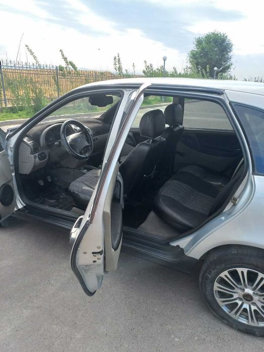 Lada калина 8 клапаный.