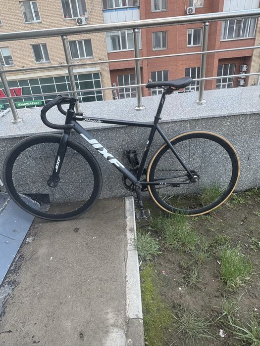 Продаю фикс jixf at-3, проездил на нем 1,5 месяца купил в ноябре