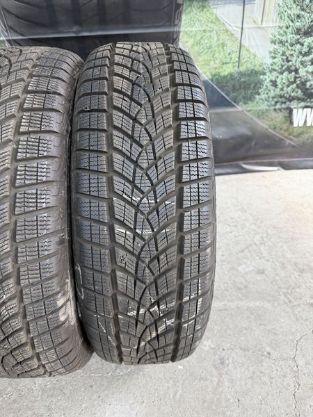 225/65/17 GOODYEAR 4бр