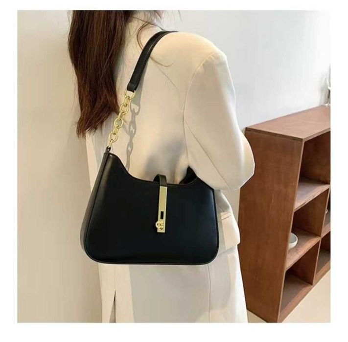 Сумка багет женская через плечо