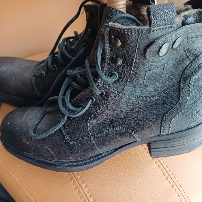 Bocanci m 40 piele noi