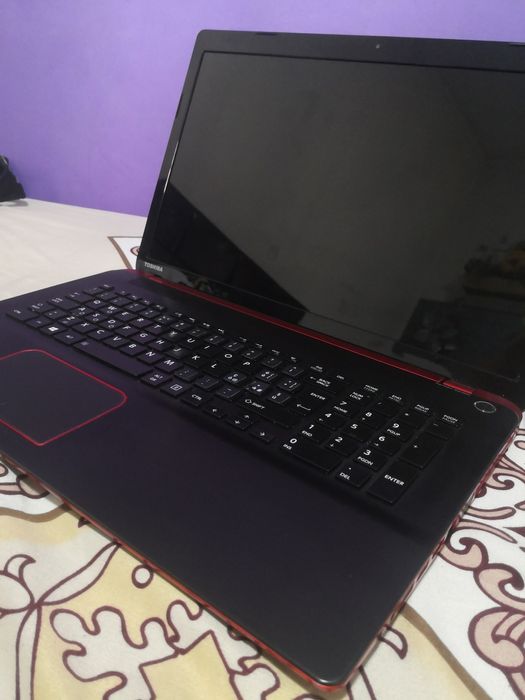 Laptop Toshiba Qosmio x70 b