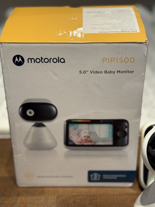 Motorola PIP1500 – 5.0" Видео бебефон с 2 камери