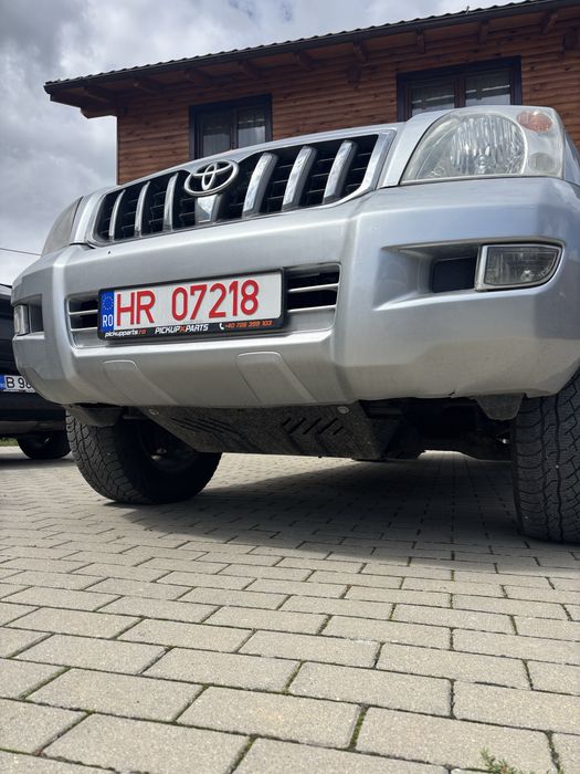 Toyota Land Cruiser J120 Autoutilitara
