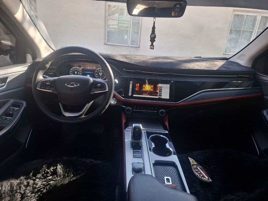 Hammanarsasi tinniq ishlidi tiq digan tpvush yoq salonda