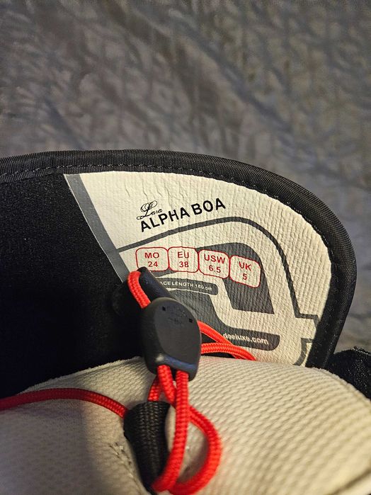 Deeluxe alpha lara BOA