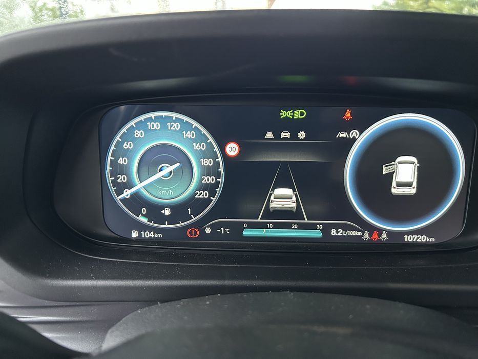 Hyundai i20, 1.2, Led Line, 2024, 10.000 km, + anvelope iarna cu jante