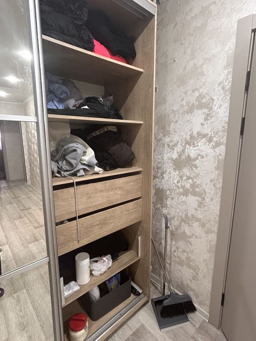 Продам шкаф купе