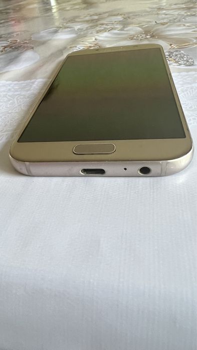 Смартфон Samsung Galaxy A5 (2017) Gold