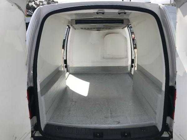 Volkswagen  Caddy refrigerator pod zakaqz
