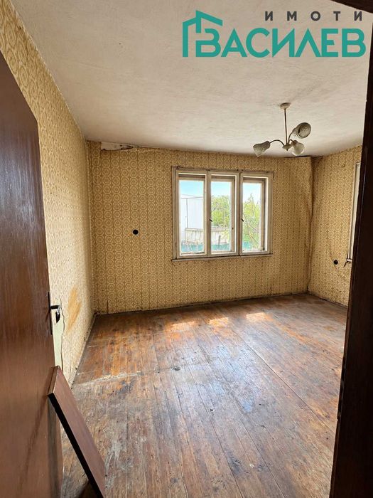Продава се Къща в Перник, Църква - 270 кв.м за 1038 €/кв.м - Снимка #4
