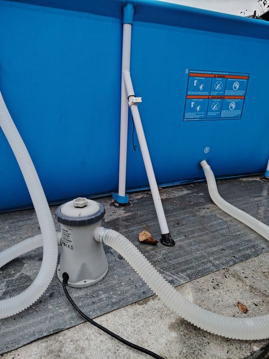 Piscina 4mx2m Bestway cu echipamente de filtrare curatare