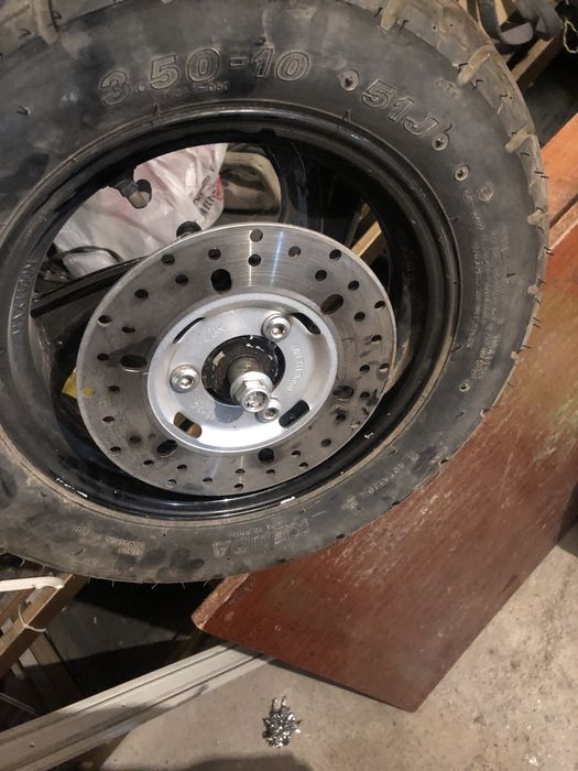 Переднее колесо от скутера