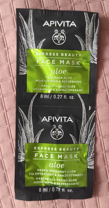 Apivita Bee Sun Safe Лек слънцезащитен гел за лице SPF50