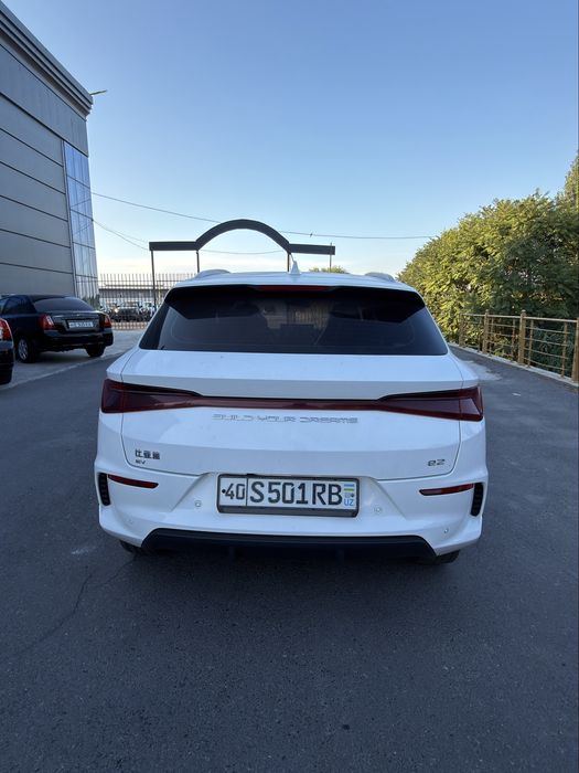 Сотилади BYD E2 нархи орзон