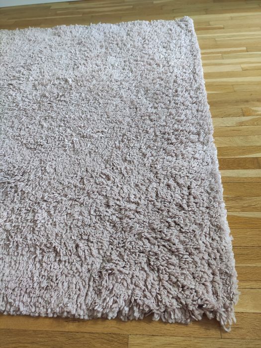 Продавам килим 120х173 см