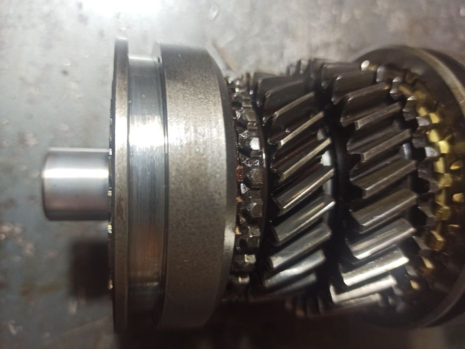 Вторичный вал в сборе дамас (вторичка,шестерня,муфта)
