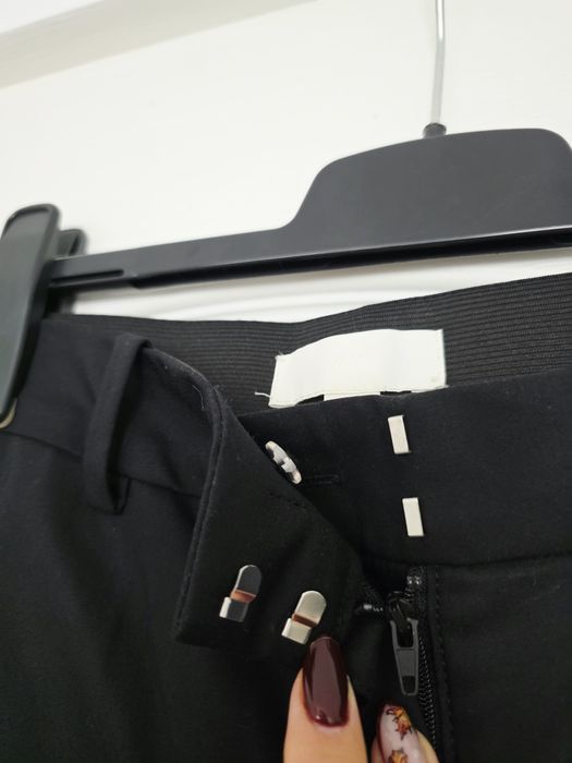 Pantaloni H&M impecabil
