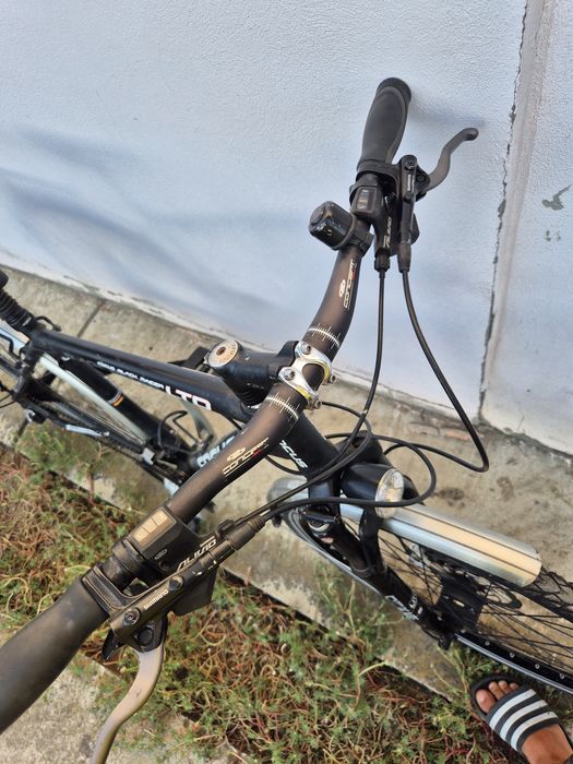 Focus black raider trekking touring 28"