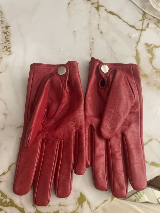 Срочно продам перчатки кожанные