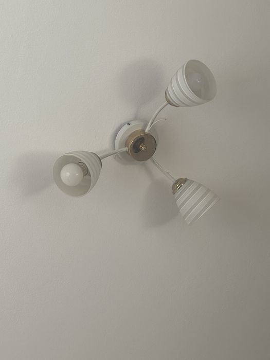 Стильная потолочная люстра на 3 плафона — минимализм и уют