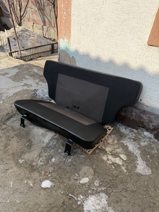 Сиденья на ниву.