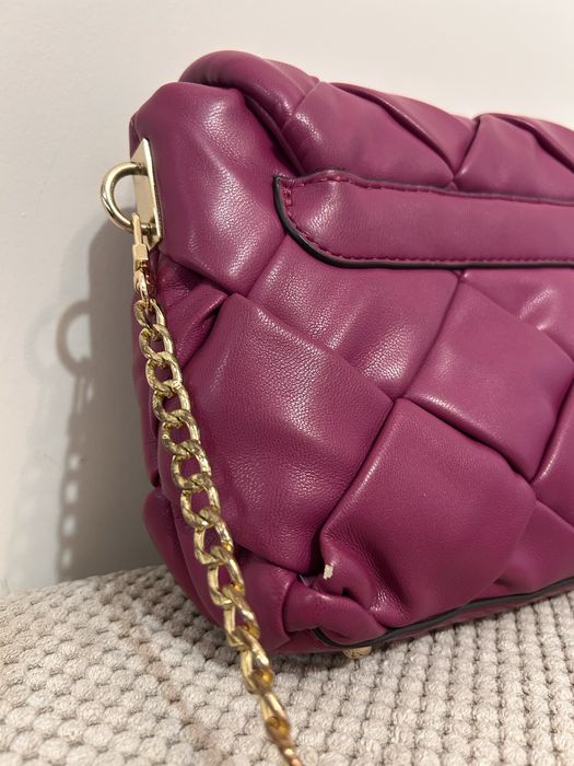 Чанта Guess мека