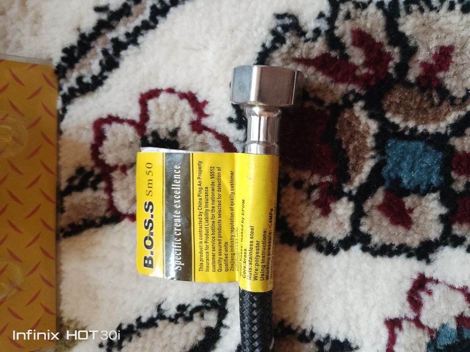 Suvni va gazni ushlash uchun egilivchan shlankalar