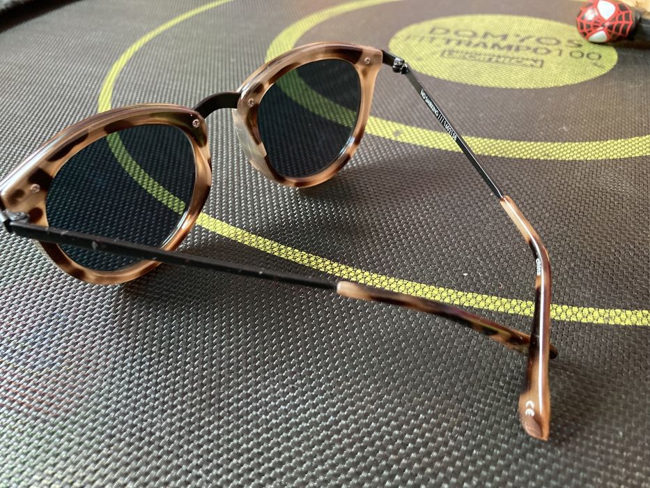 Слънчеви очила Le Specs