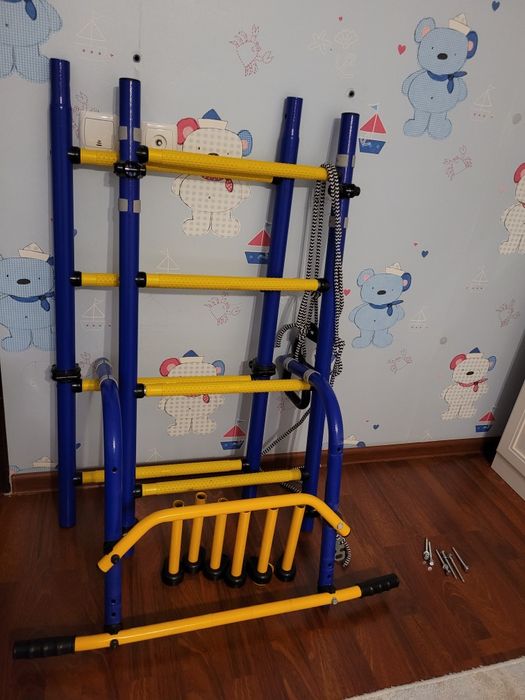 Продам шведскую стенку Romana