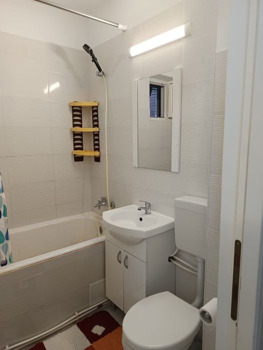 Apartament la vila de vanzare
