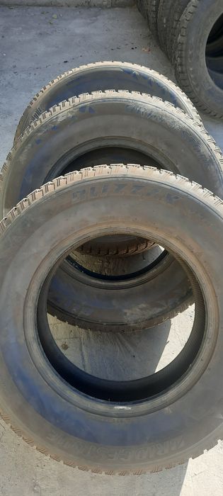 Продам автошины на 17