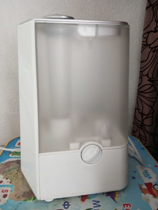 Продам увлажнитель воздуха