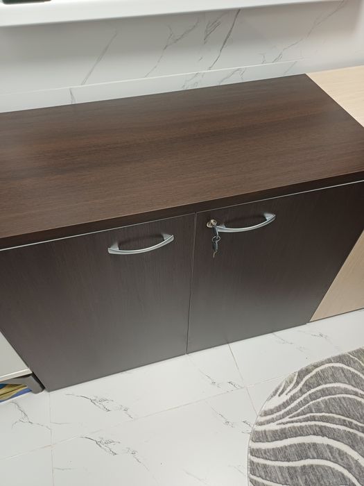 Шкаф новый офисный Россия