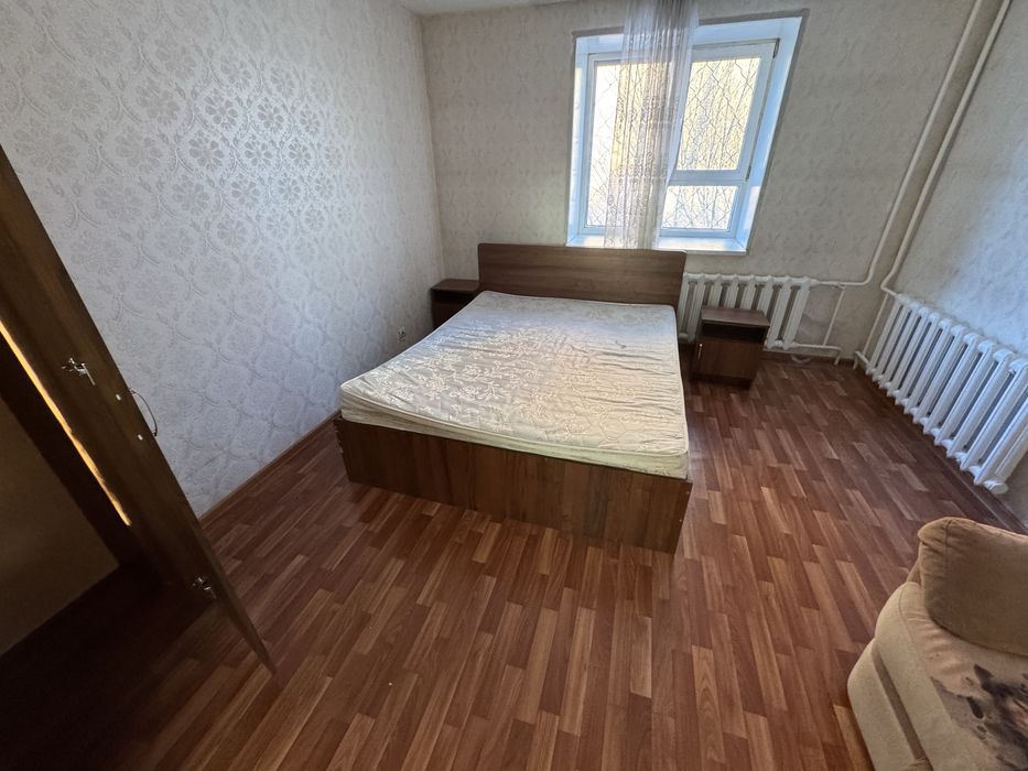 Спальный гарнитур б/у