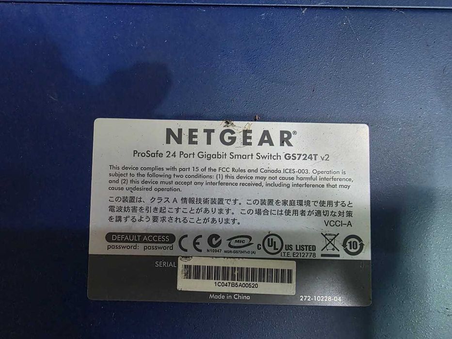 Коммутатор NETGEAR ProSafe GS724T v2