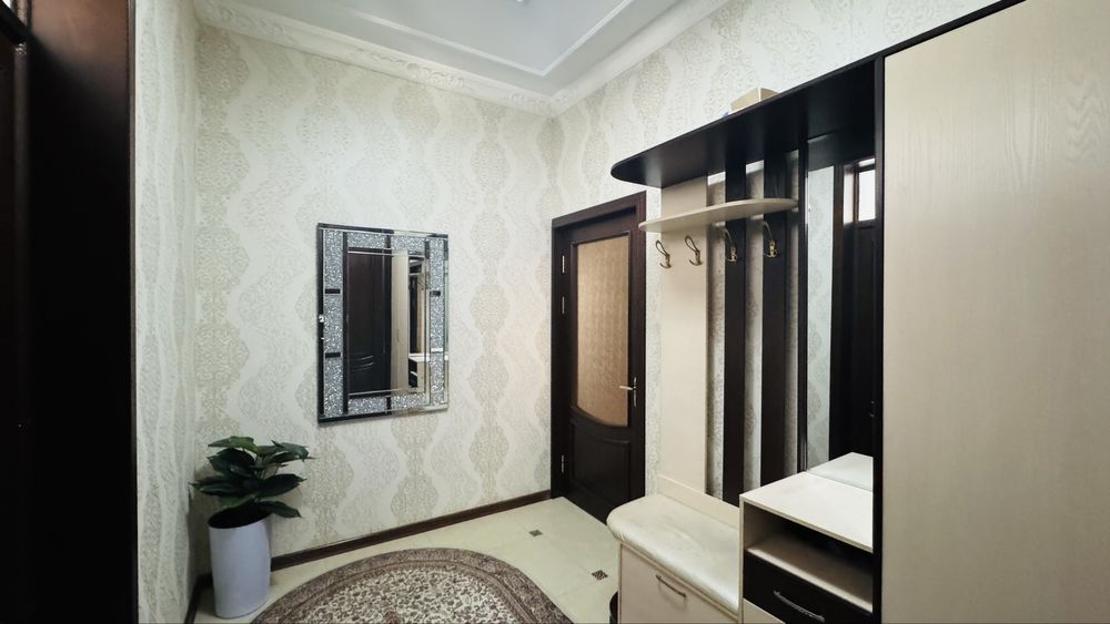 Diqqat Antiqa uy markazda Elita mahallada sotiladi