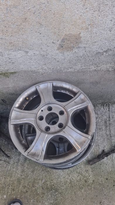 Vand/schimb jante renault trafic
