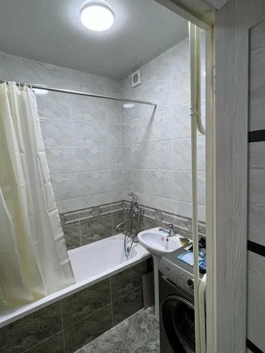 Срочно сдам 3 ком/3/9 на Дружбе Ор-р Magic City