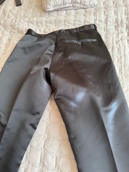 Черен костюм            .