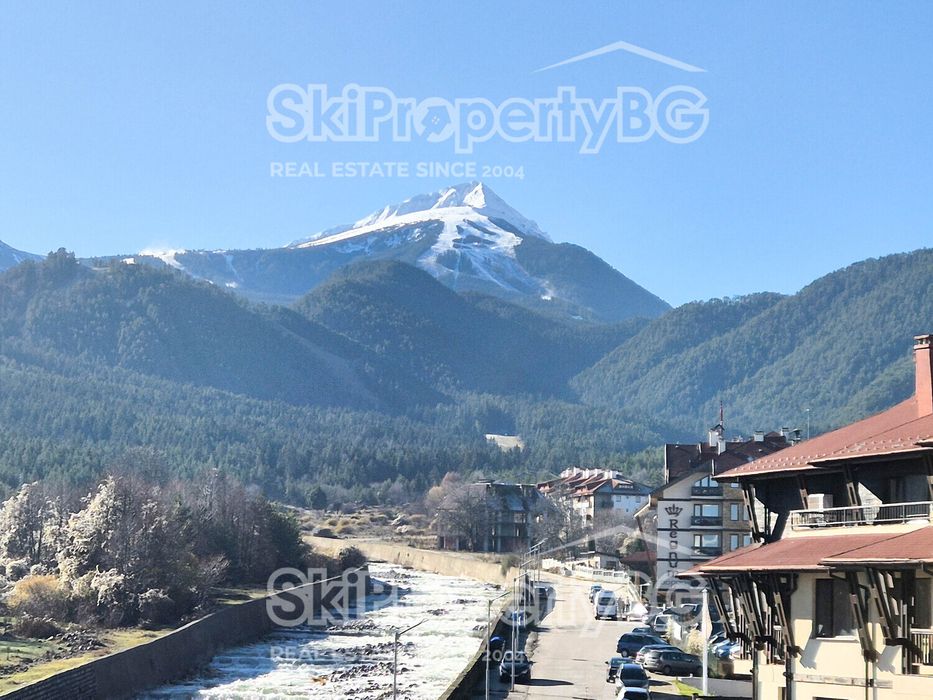 Двустаен апартамент с ТОП локация и невероятна гледка!