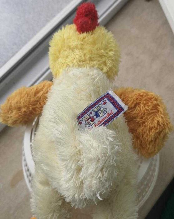 плюшена играчка чудесно пиле НОВО