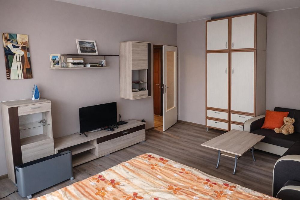 Дава се под наем Едностаен апартамент в София, Левски - 40 кв.м за 398.82 € - Снимка #1