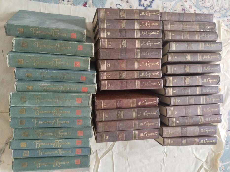 Книги разных жанров