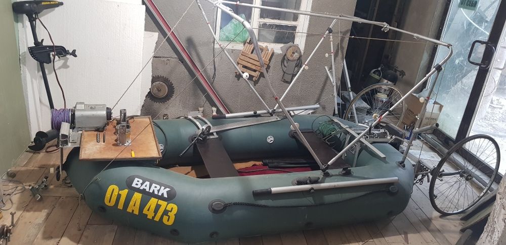 Украина. Лодка пвх БАРК 2.5, с мотором сузуки 2,5лтентом, сланями в к