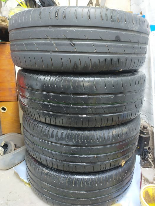 Продам комплект дисков с шинами