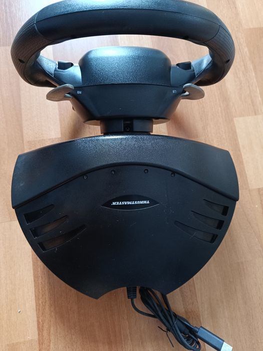 Volan Thrustmaster 458 Italia xbox 360,pc