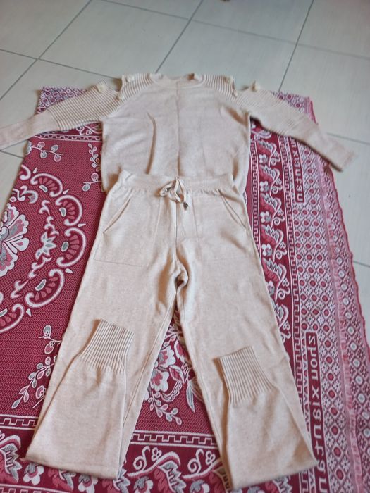 Продам вещи на осень